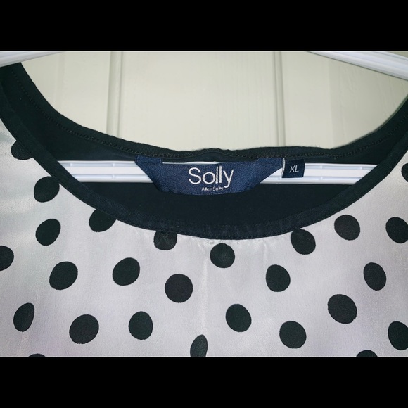 B/W polka dots satin business casual - Picture 3 of 4